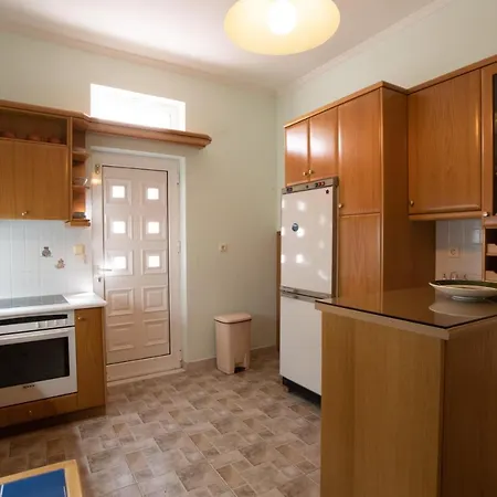 Seaview Maisonette With 3 Bedrooms In * Párosz