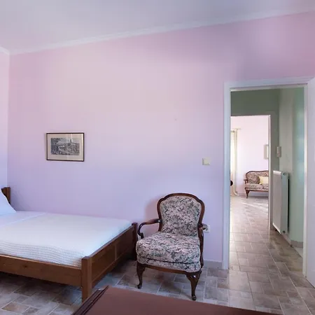 Seaview Maisonette With 3 Bedrooms In Casa vacanze Paro