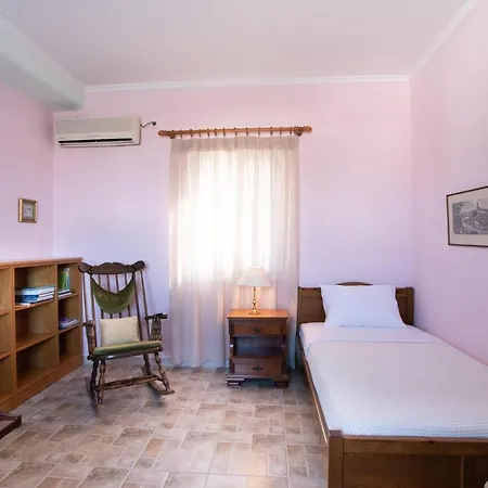 Seaview Maisonette With 3 Bedrooms In * Paro