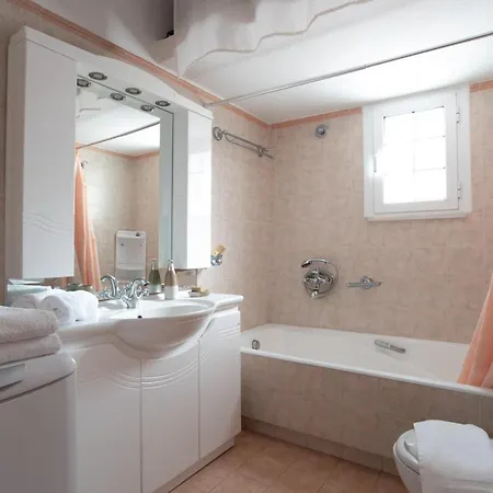 Seaview Maisonette With 3 Bedrooms In * Paro