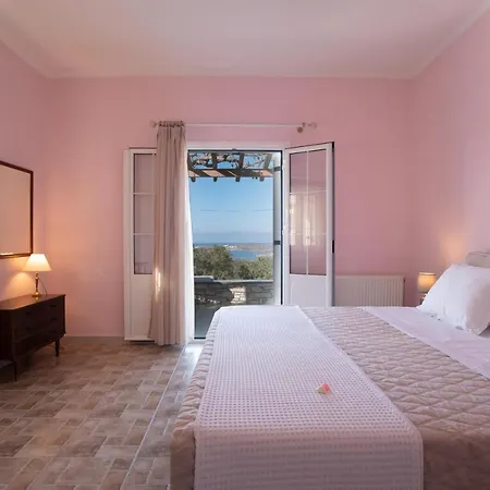 Seaview Maisonette With 3 Bedrooms In