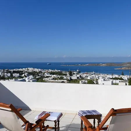 Seaview Maisonette With 3 Bedrooms In Casa vacanze Paro